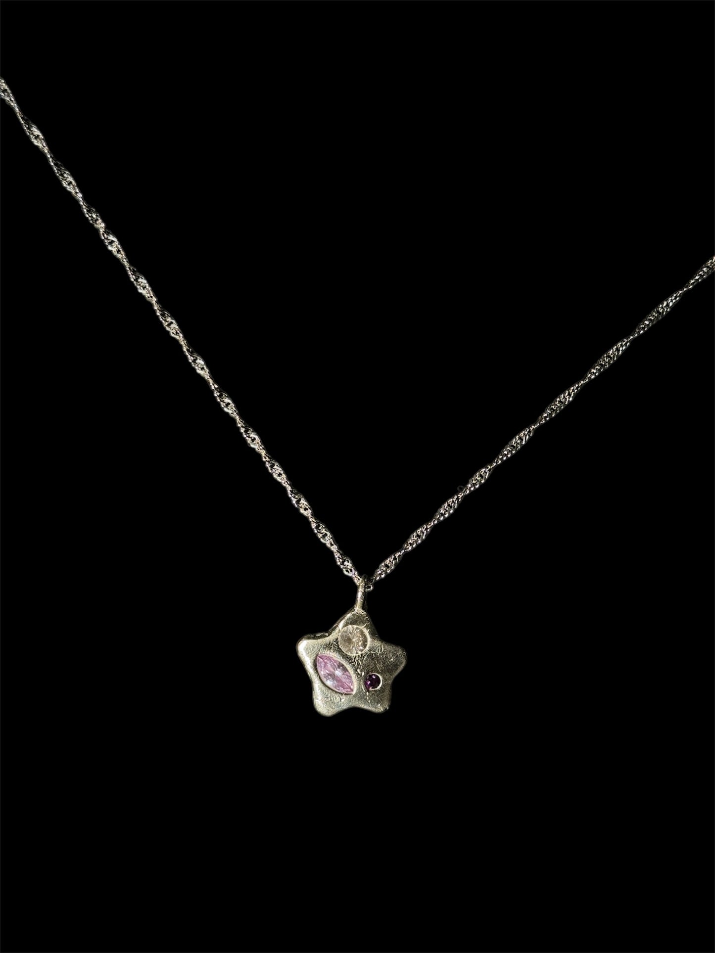Bejewelled Pendant Necklace