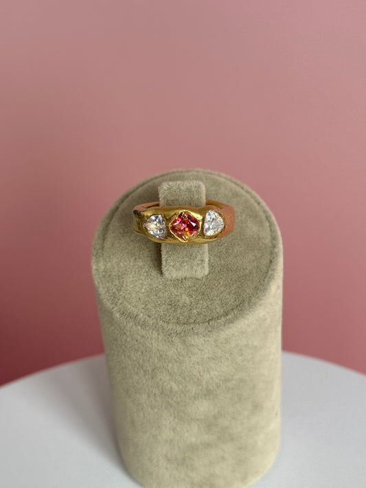 Amara Ring