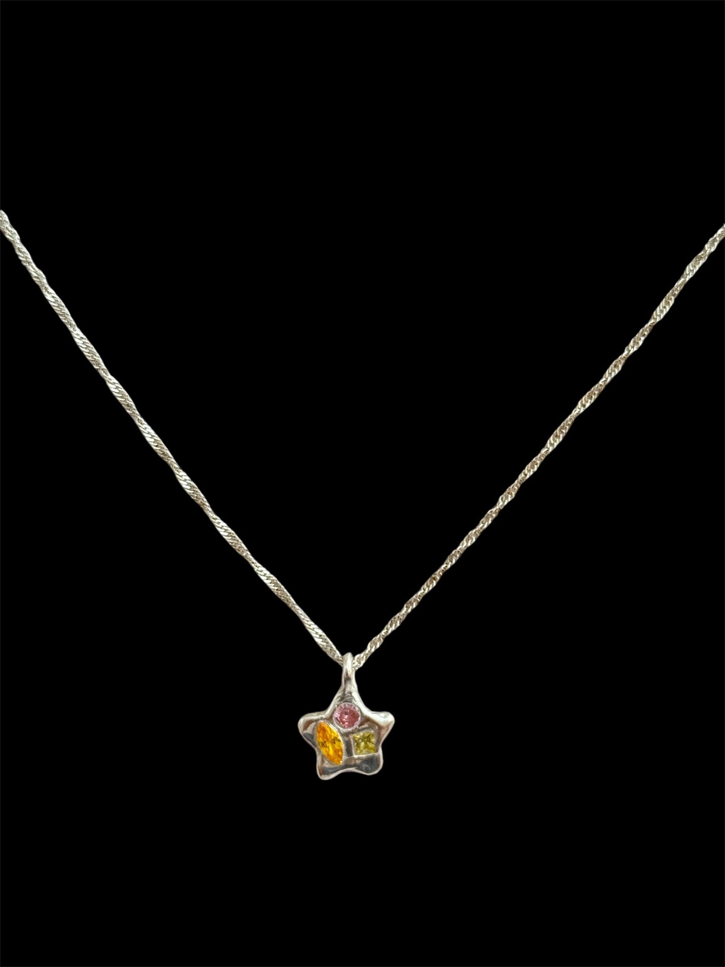 Dreamy Star Pendant Necklace